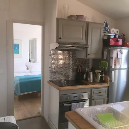 Central Top-floor Apt W/best Views And Parking Menton