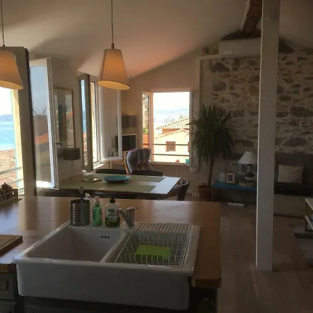 Apartment Central Top-floor Apt W/best Views And Parking Menton